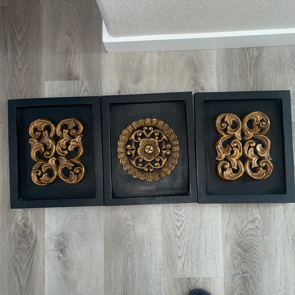 Wall decor